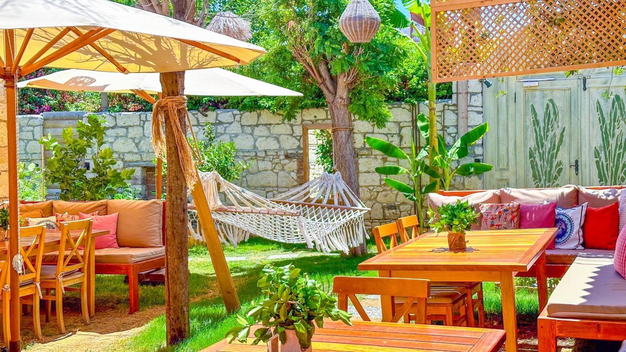 Banana Alacati Food & Stay - Adults Only 외부 사진
