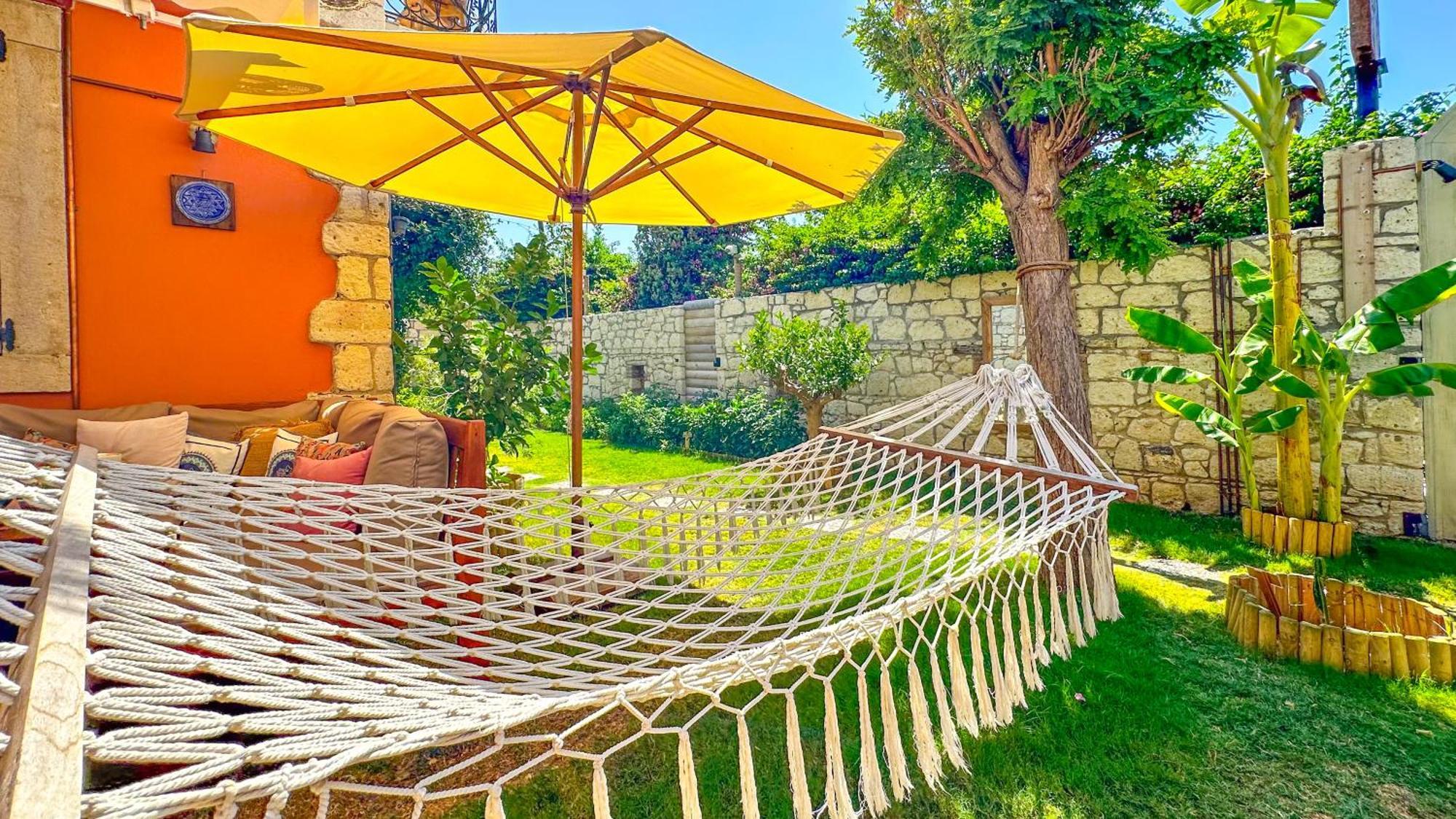 Banana Alacati Food & Stay - Adults Only 외부 사진