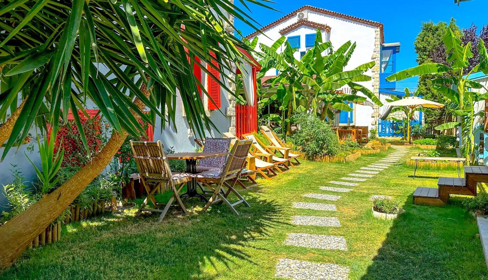 Banana Alacati Food & Stay - Adults Only 외부 사진