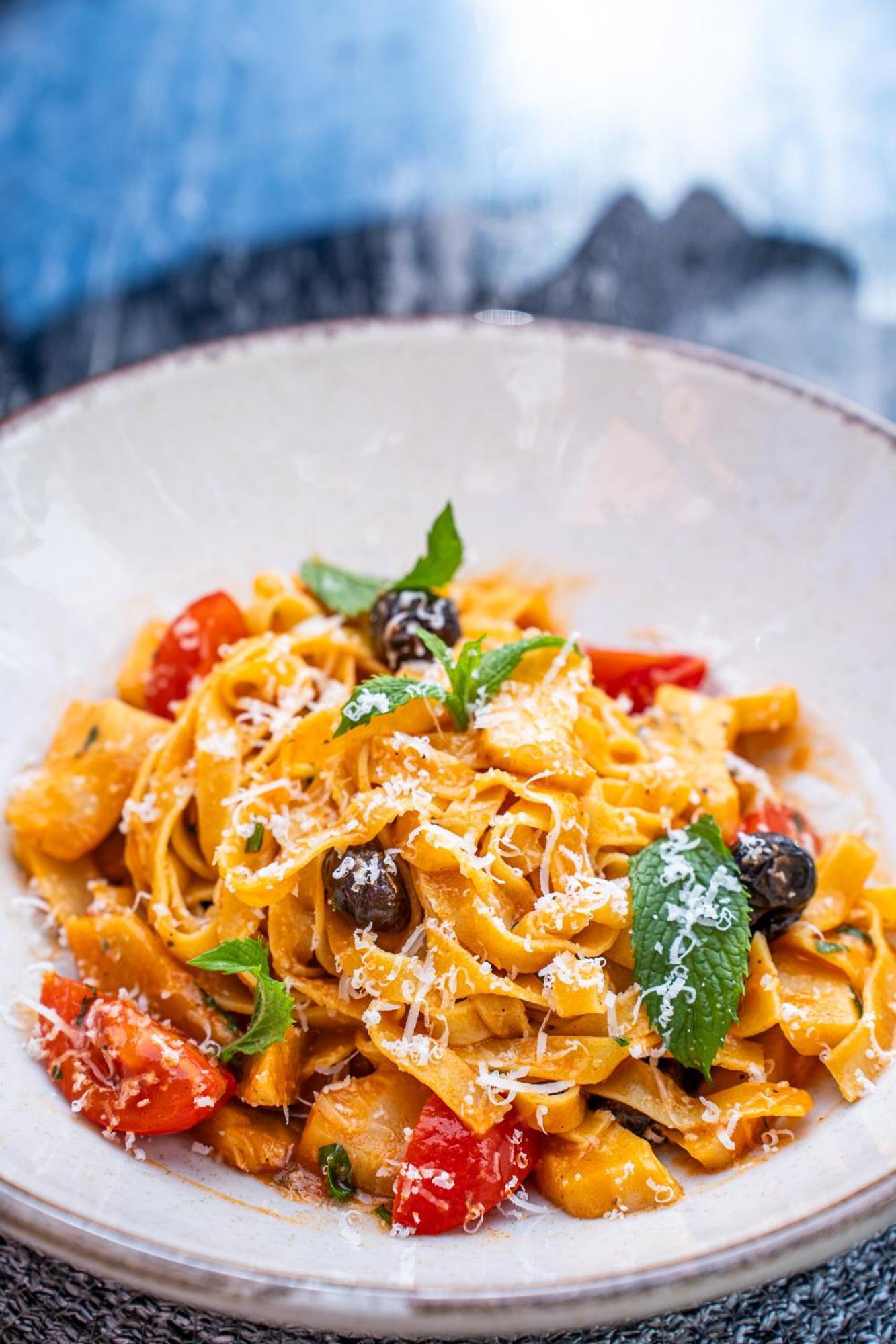 Banana Alacati Food & Stay - Adults Only 외부 사진